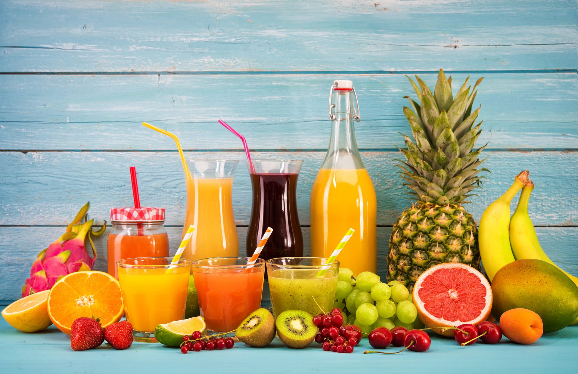 Soki owocowe i koncentraty – pomarańcza, ananas, mango, winogrona, owoce tropikalne